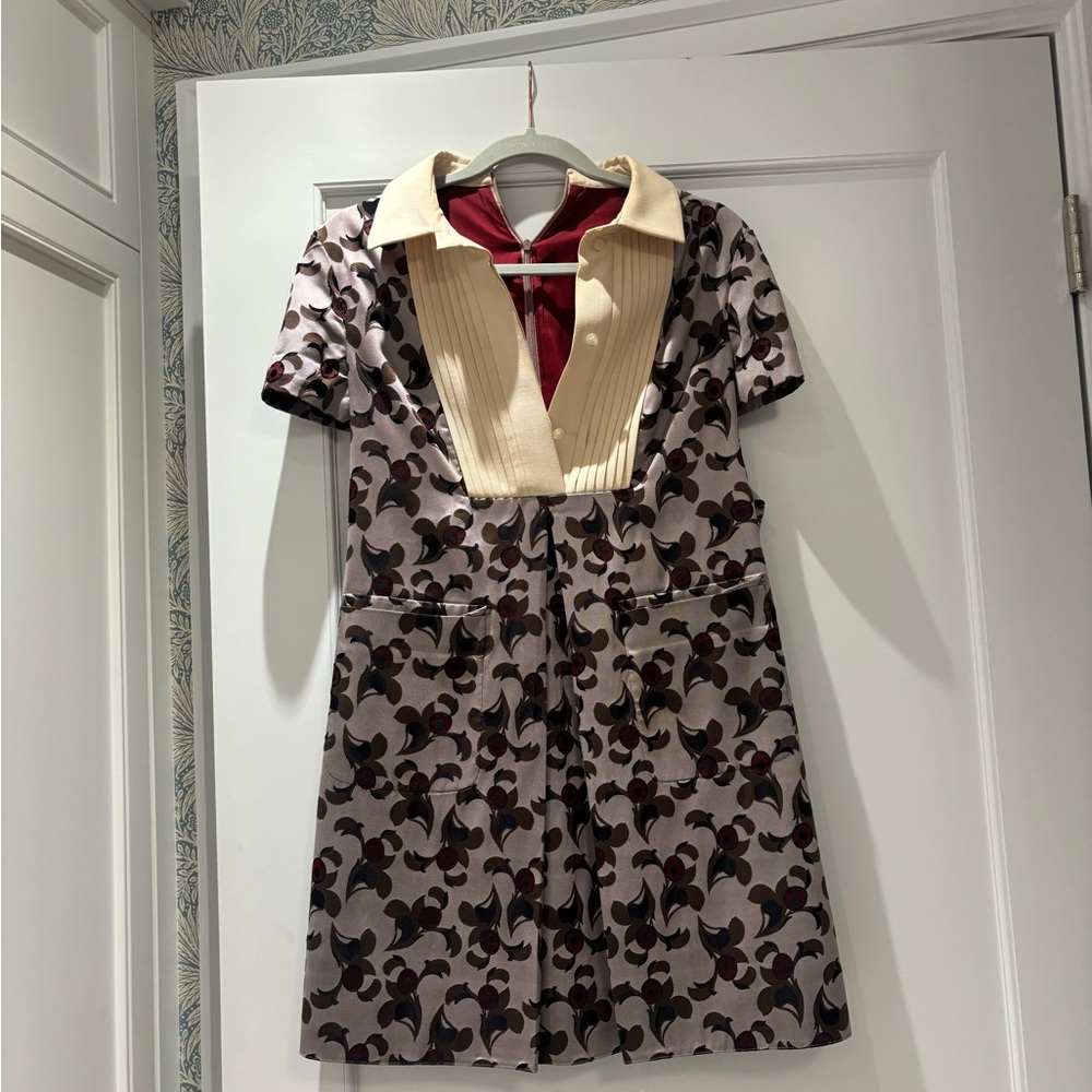 Valentino Red Dress with Floral Pattern ans tuxedo collar
